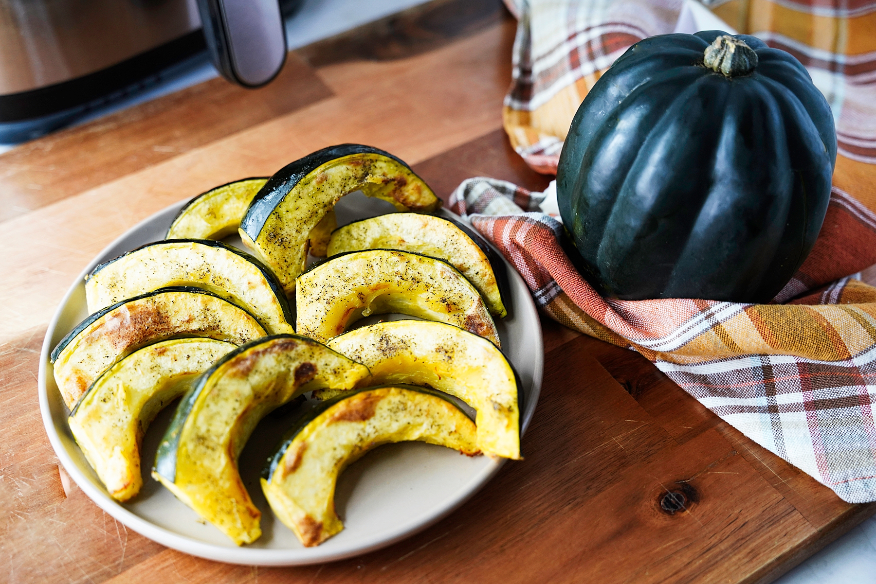 Air-Fryer Acorn Squash